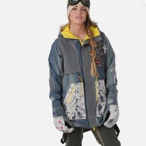 NWOT L.A.M.B x BURTON Riff Parka Denim Print Ski Jacket Size XL Gwen Stefani